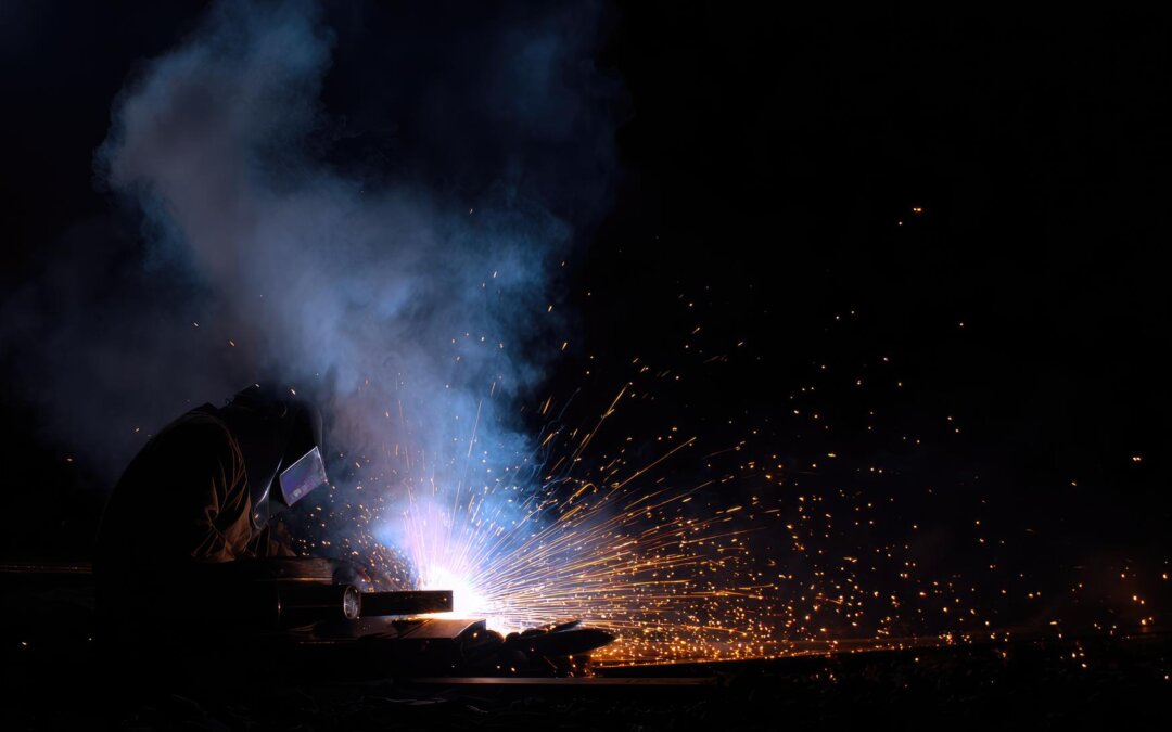 Forge Your Path: Union vs. Non-Union Welding Careers Explained